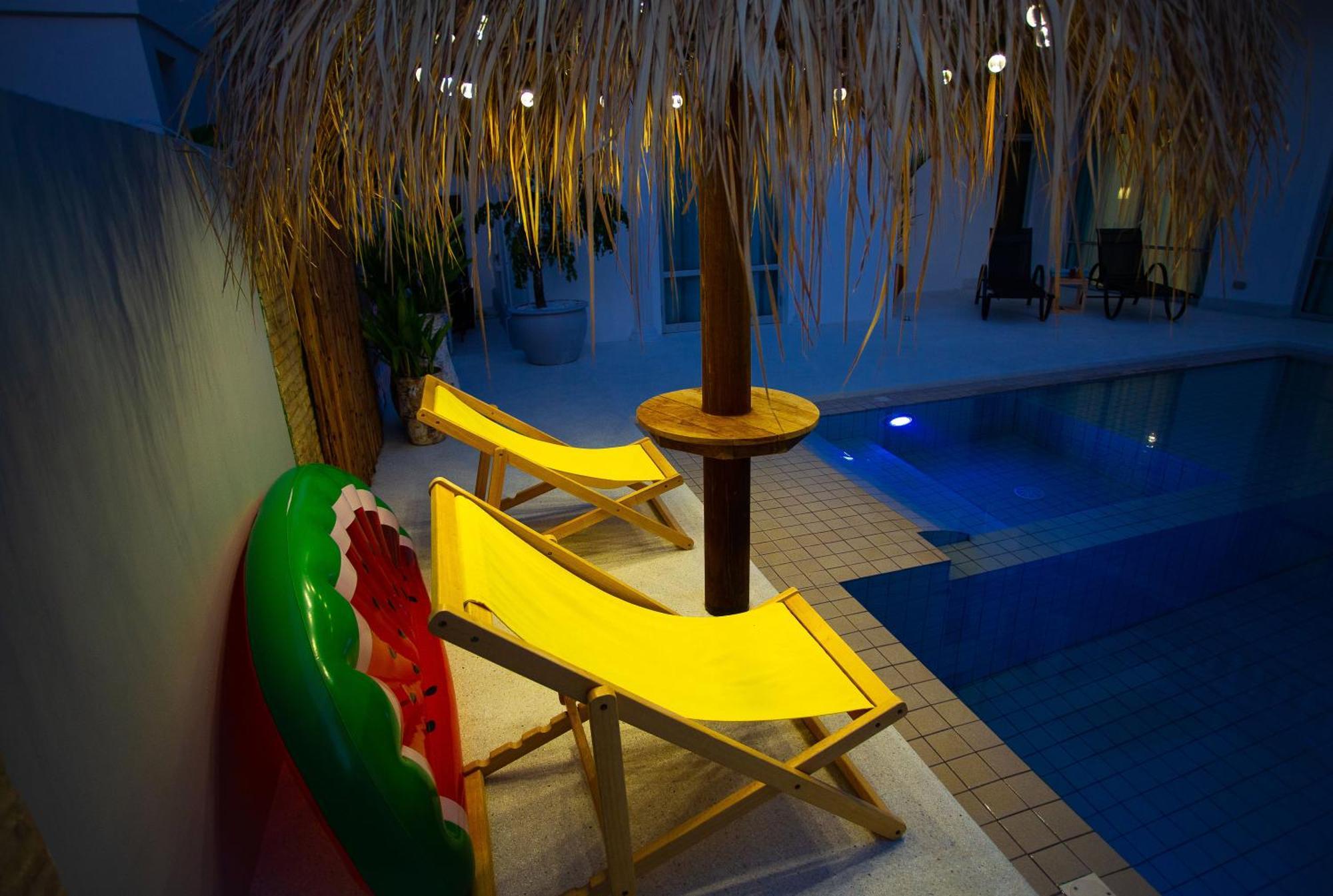 נה ג'ומטיין Nagawari Art Maldives Pattaya Villa מראה חיצוני תמונה